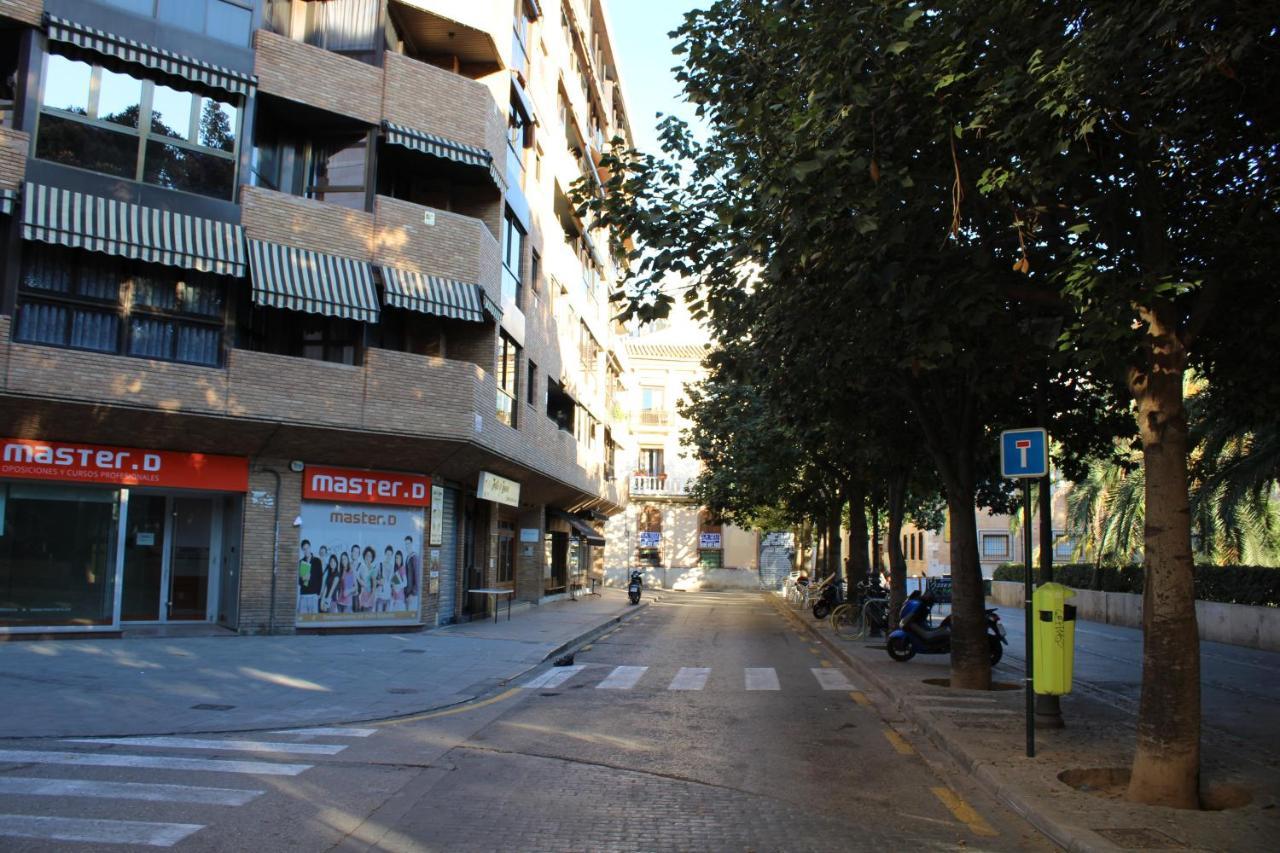 Hotspot Valencia Hostel Bagian luar foto
