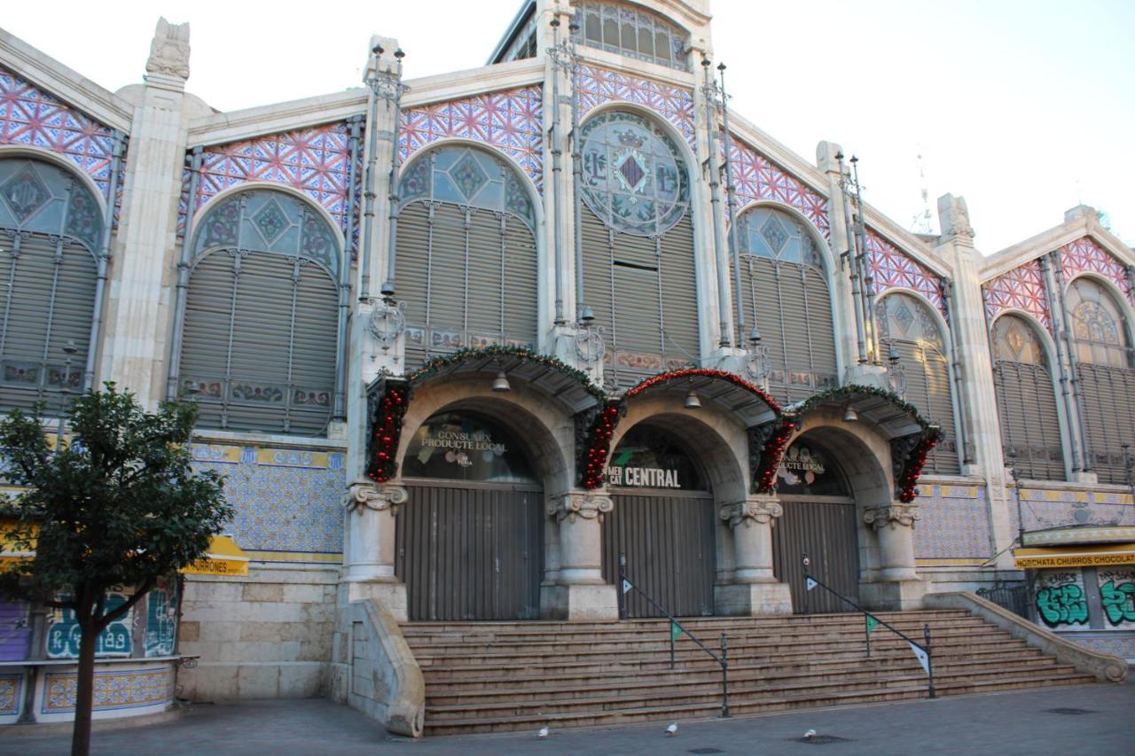 Hotspot Valencia Hostel Bagian luar foto