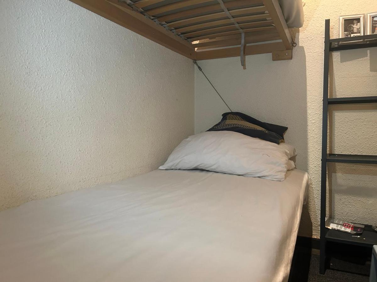 Hotspot Valencia Hostel Bagian luar foto