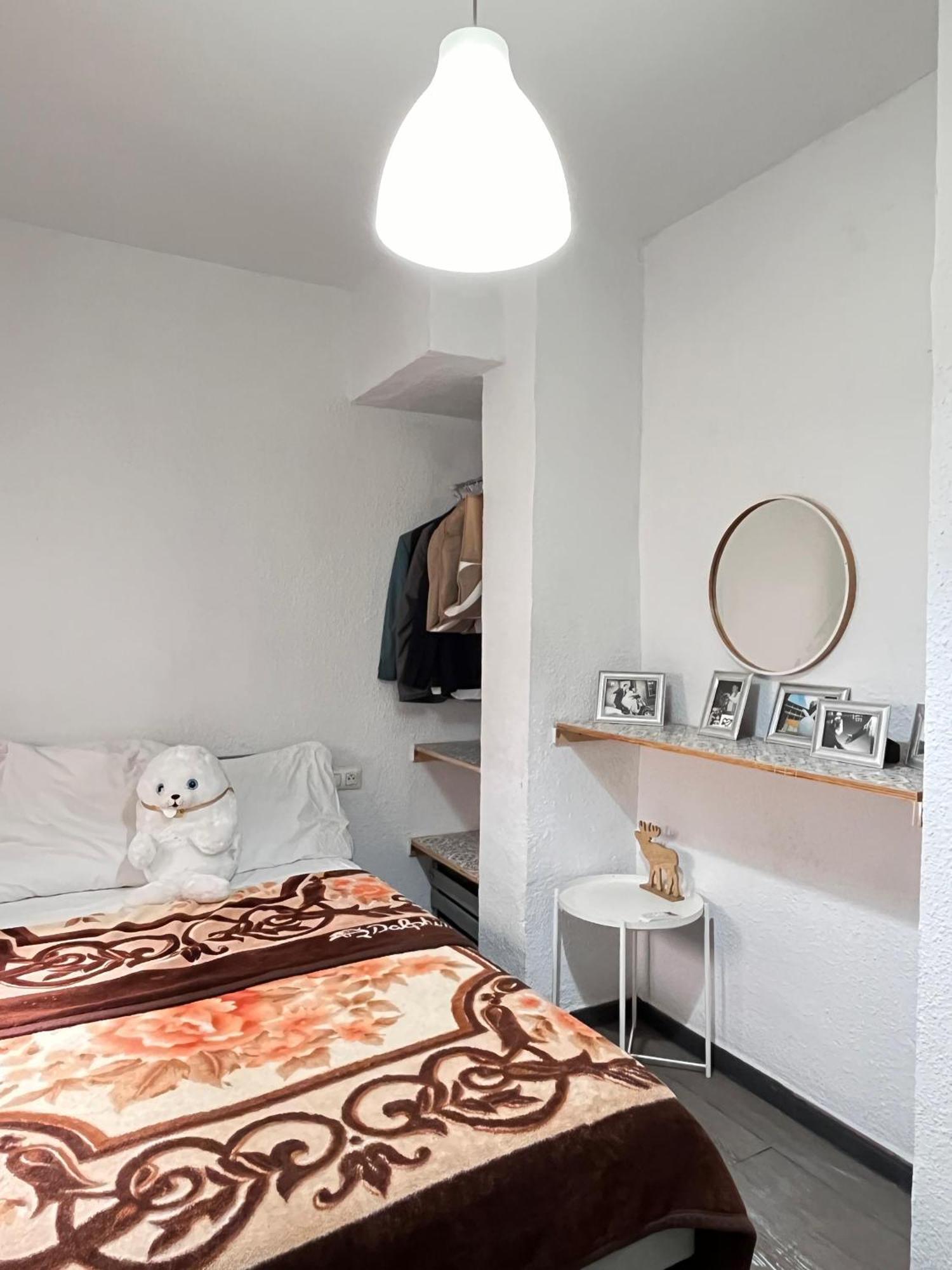 Hotspot Valencia Hostel Bagian luar foto