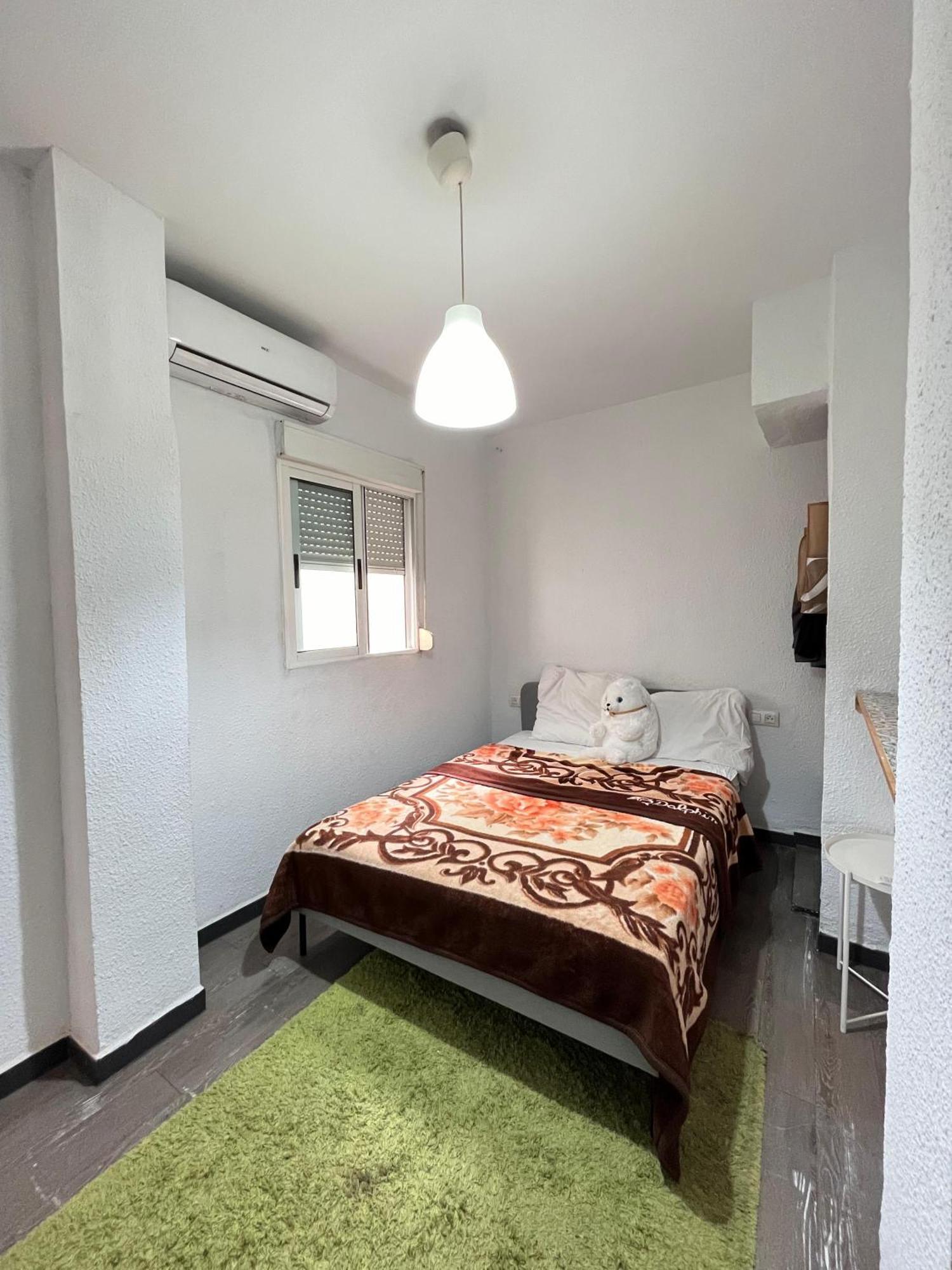 Hotspot Valencia Hostel Bagian luar foto